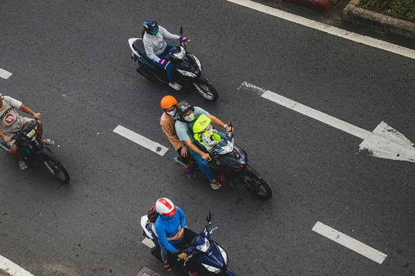 Comment la technologie influence-t-elle l'avenir des transports ?